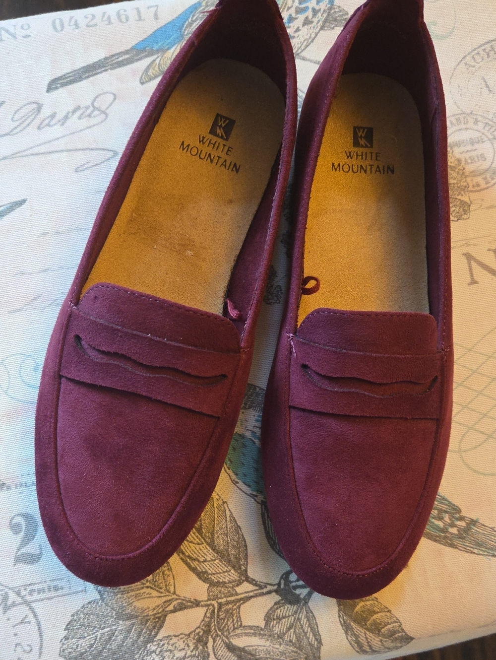 White Mountain Men's Wine Suede Penny Loafers